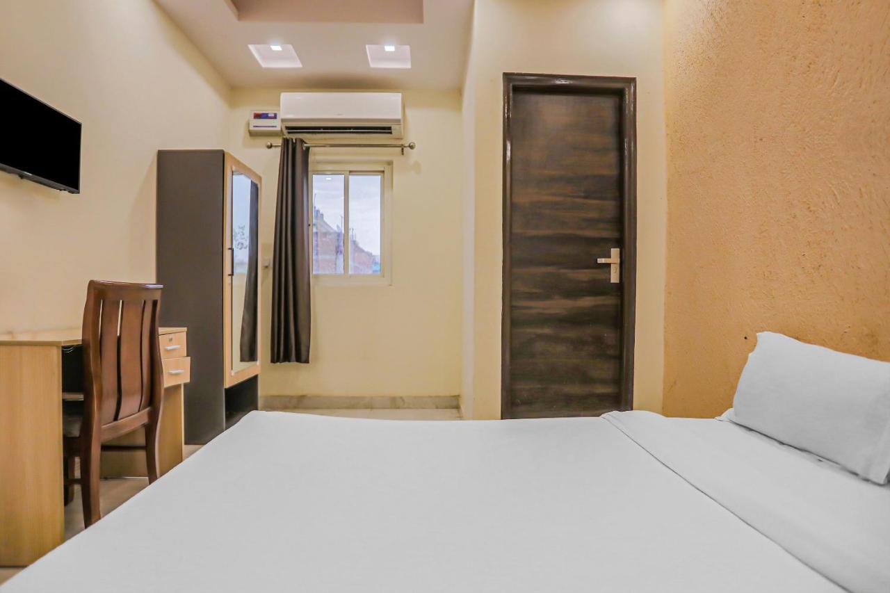 Capital O Raj Residency 3*